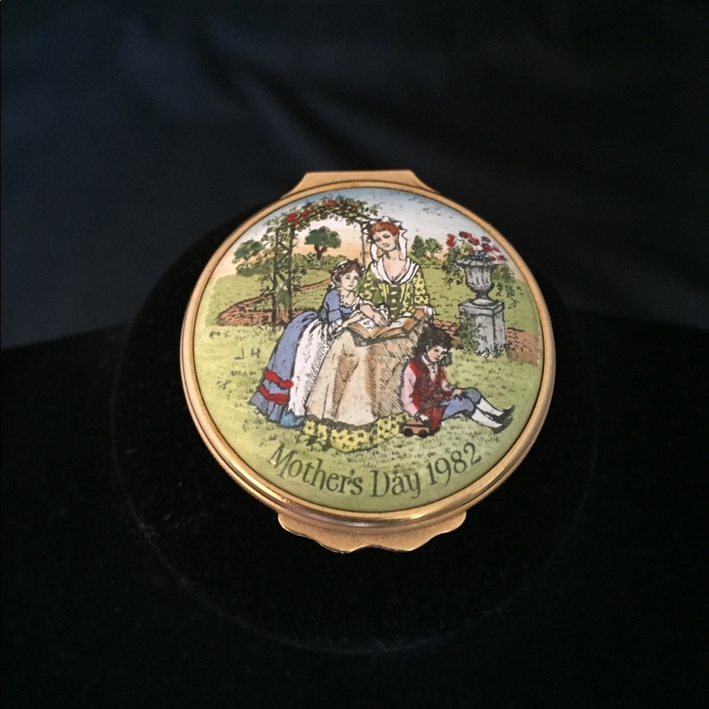 Vintage HALCYON DAYS ENAMELS Limited Edition Trinket Box